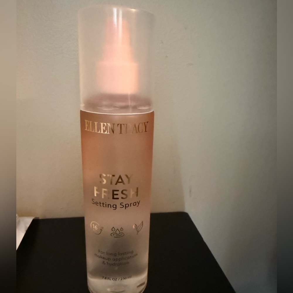 New Ellen Tracy Setting Spray